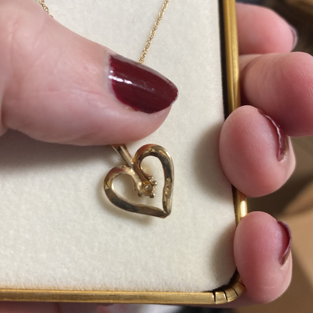 🌹New 18” Gold Diamond Heart Necklace - Picture 7 of 7